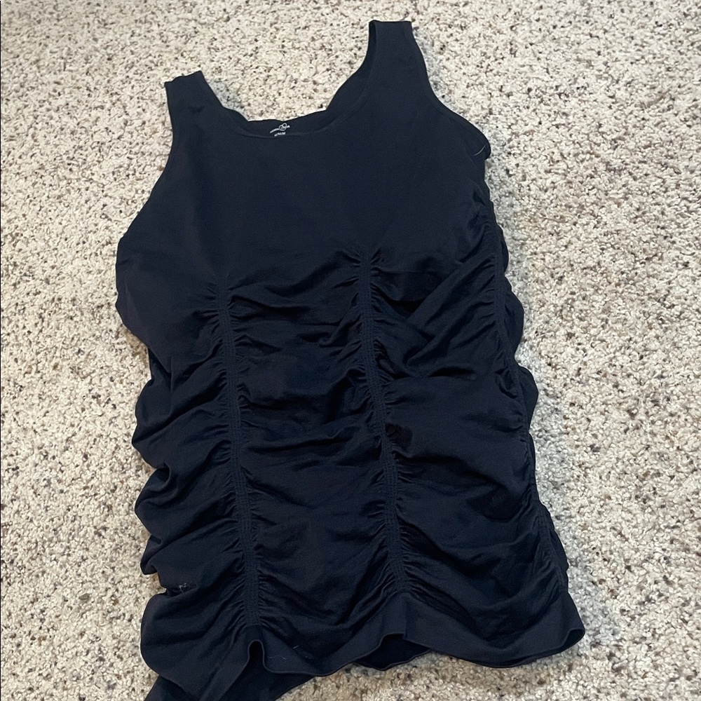 Phones Shear women’s M Black Ruched Tank Top